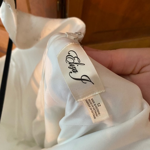 Eliza J Cream Eyelet Midi Dress - Picture 3 of 4